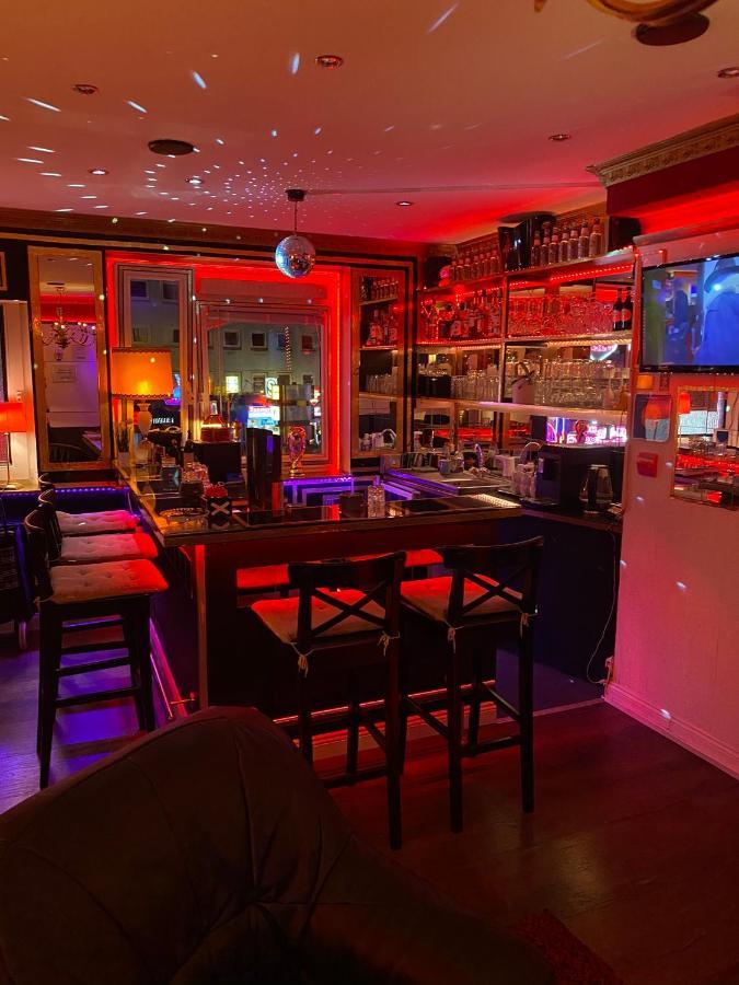 Chez-Ronny Hotel Hamburg Kültér fotó